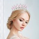 Топпер за торта Корона със скъпоценни камъни, декорация за торти, Стрази с корона на кралицата, Сватбени корони и диадеми, Аксесоари за коса за костюмирани партита, Корона за рожден ден, Коледно парти, Бяло/Розово