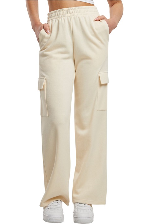 Urban Classics, Pantaloni de trening cu croiala ampla si buzunare cargo, Alb fildes