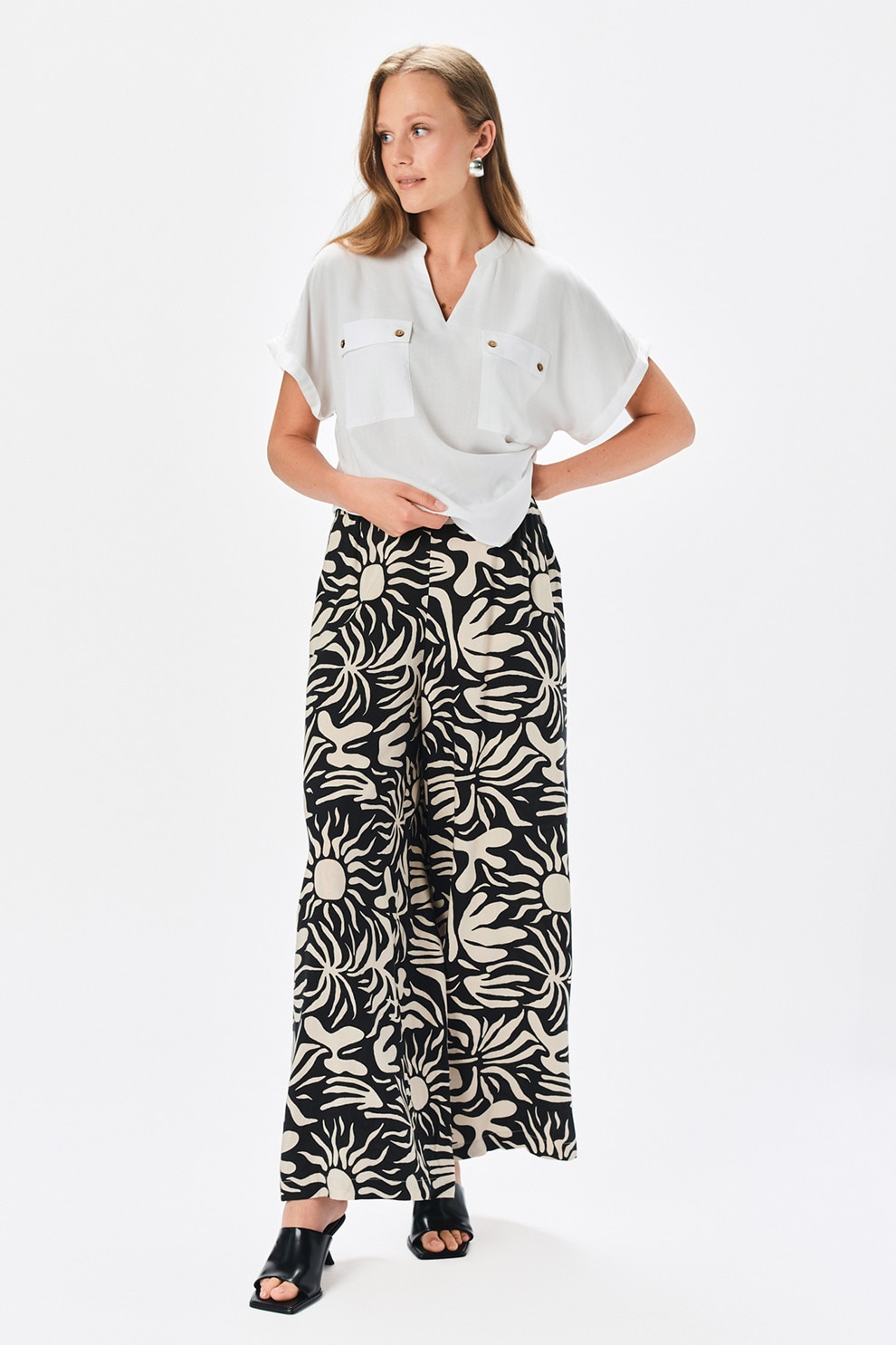 Top Secret, Pantaloni cu model, croiala ampla si buzunare laterale, Negru, Crem, 36