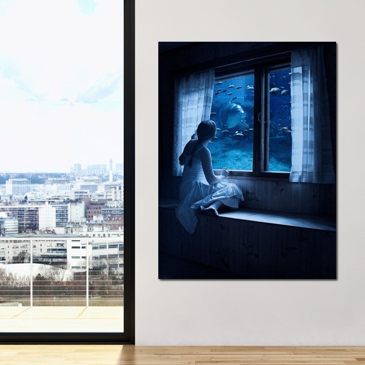 Премиум Канава Картина, LuxCanva® M1419, Диалог с Океана, 45 X 60 СМ, Платно 100% Памук 400гр/м2, Дървена Рамка, Прозорец, Дете, Риби, Делфин, Аквариум, Любопитство, Дълбини, Очарователно, Приказка, Мечта, Офис, Всекидневна, Детска Стая