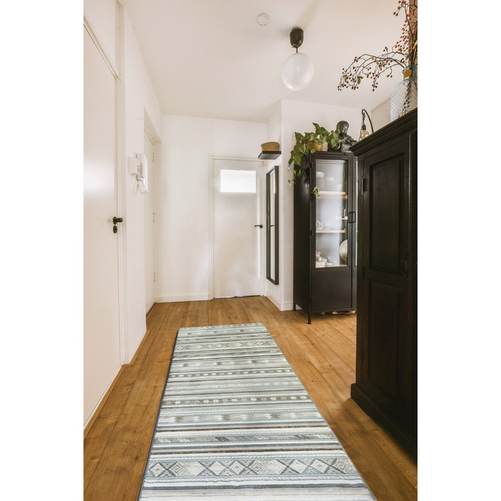 Covor modern magazincovoare, model Traditional, antiderapant, 150x250cm