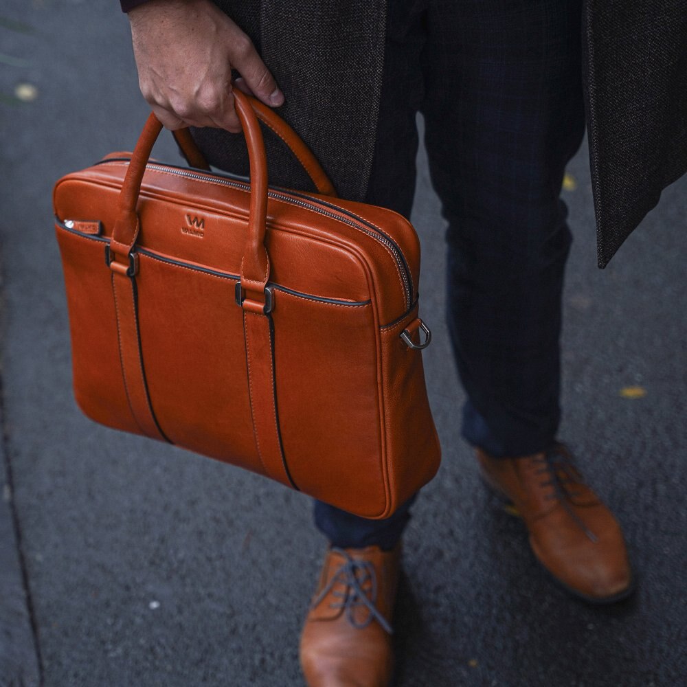 Geantă laptop VALMIO Classic, piele naturală, 2 compartimente, maro, 39x28, 5x9cm