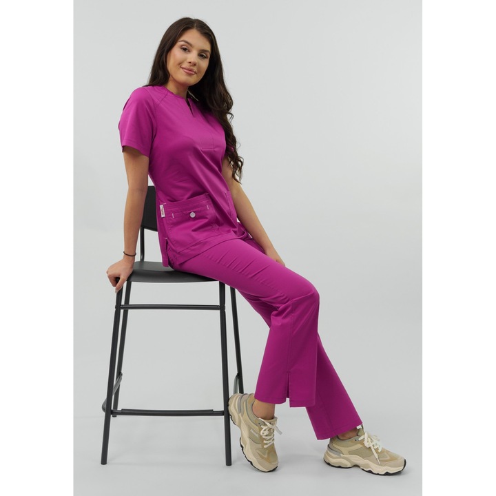 Bluza medicala Eca, decolteu in V, culoare mov, marime S