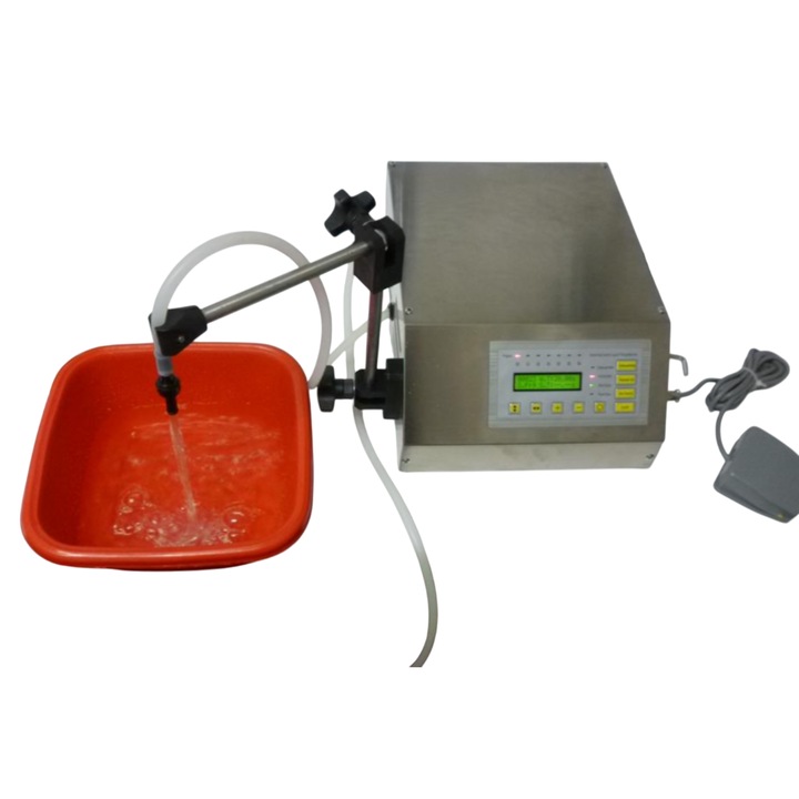 Masina de imbuteliat apa plata- dozare in recipiente