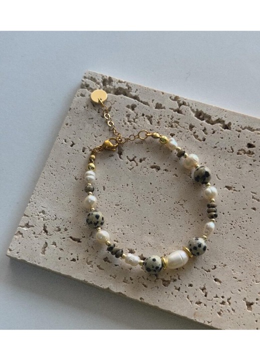 Bratara Gold Plated, 16 cm lungime, Perle de cultura, Jasp Dalmatian, margele, pandativ rotund si finisaje placate cu aur 18 karate