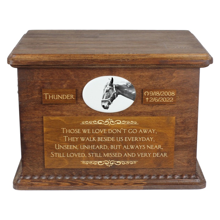 Urna pentru cenusa, Art-Dog, 40x30x28cm, din lemn de mesteacan, cu manere din bronz