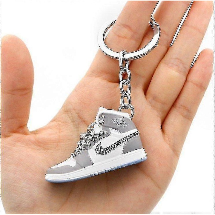 Kulcstartó, 3D sneaker, mini kosárlabda cipő, PVC, 5x2x2cm, 2 darabos szett