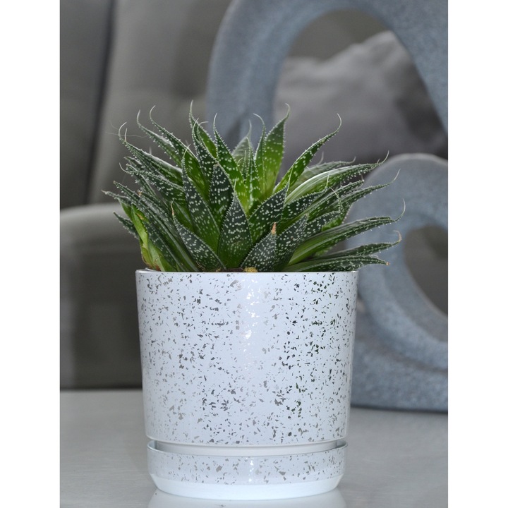 Ghiveci KERD, 16 cm, Alb marmura, cu suport integrat, design modern