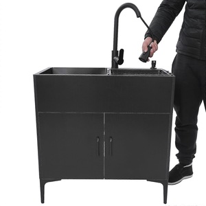 Lavoare si piedestale