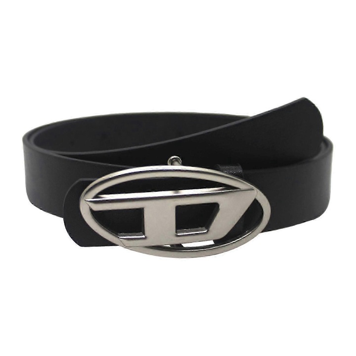 Divatos, állítható PU bőr öv, D betűs dekoratív fém csattal, matt fekete kivitel, 105 cm, matt fekete