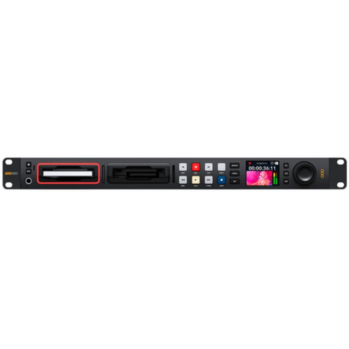Blackmagic HyperDeck Studio 4K Pro digitális felvevő, 12G-SDI, HDMI 2.0, 48.3x23.6x4.4cm, 2.5kg