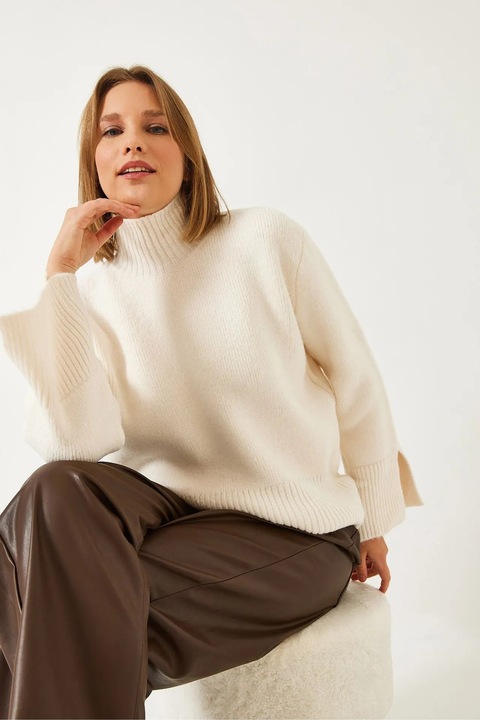 Női pulóver, HiCCUP, magas nyakú, laza szabású, törtfehér, kötött, S-M