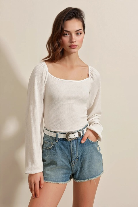 Bluza dama, HiCCUP, mulata, poliester/lycra, cu decolteu patrat, detalii cu volane, alb