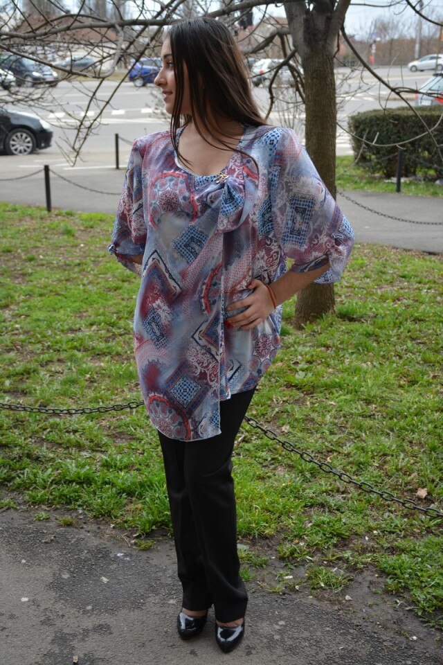 Bluza overside in tendinte cu aplicatii de voal, design,D&J Exclusive, Multicolor