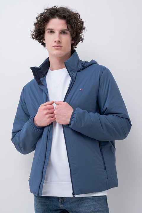 Tommy Hilfiger, Jacheta cu finisaj rezistent la apa si guler mediu, Albastru