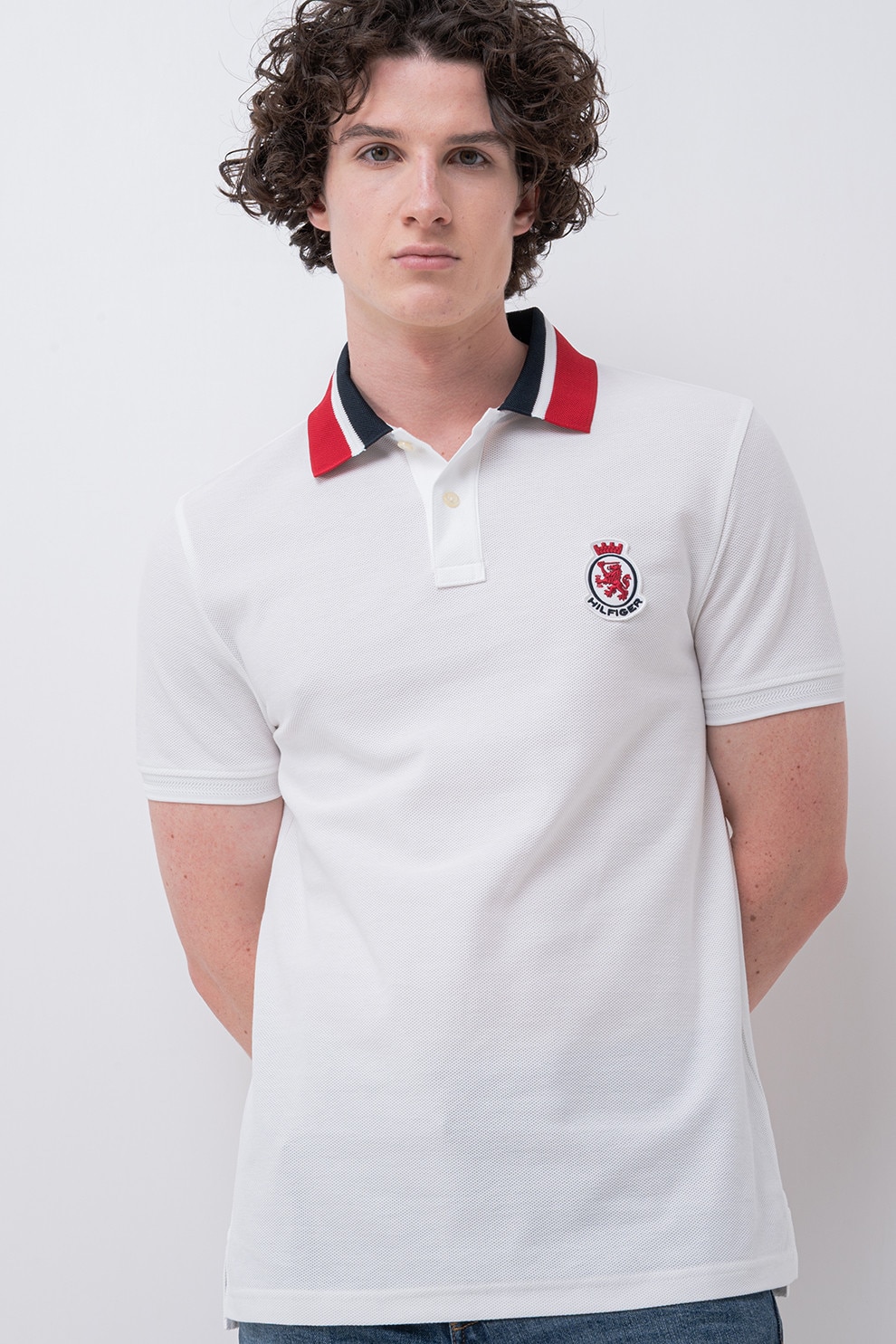 Tommy Hilfiger, Tricou polo din bumbac organic cu aplicatie logo pe piept, Alb, L