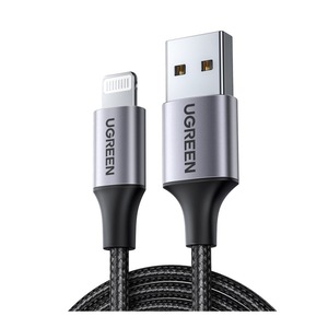 Kábelek és adapterek