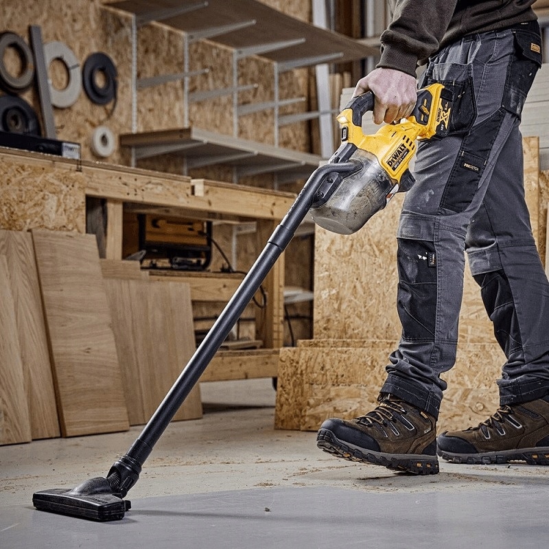 Aspirator fara fir DeWALT DCV501LN 18V XR, 300W, filtru HEPA, capacitate 0,75l, set cu accesorii