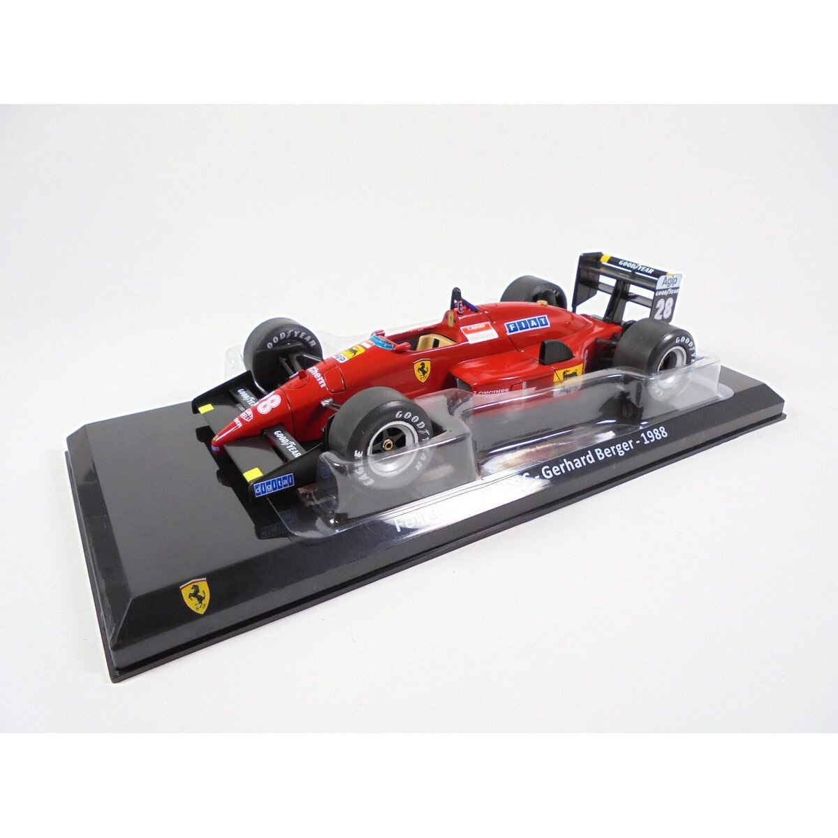 Macheta Formula 1 Ferrari F1-87/88C - Gerhard Berger 1988 #28 cu