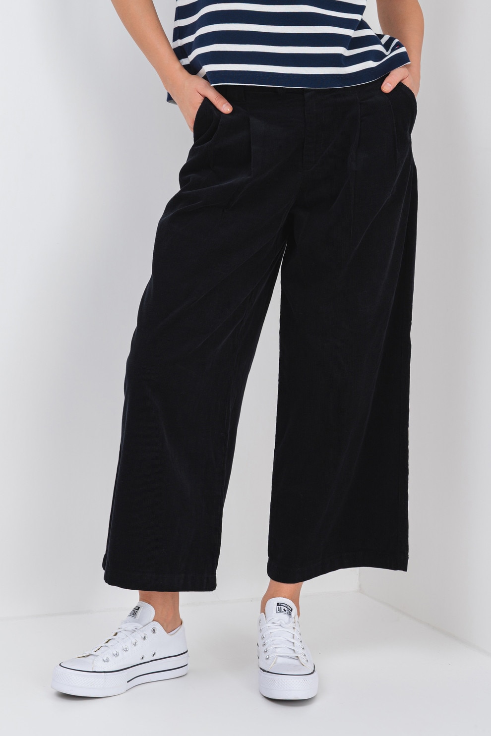 Only, Pantaloni crop evazati cu buzunare laterale, Negru, M-L28