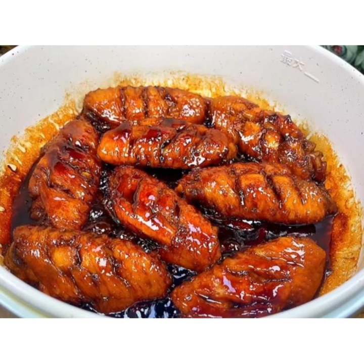 Csirkeszárnyak kólával - Interaktív útmutató 4 nyelven, regionális vásárlási tippekkel, lépésről lépésre, kezdőbarát digitális könyv