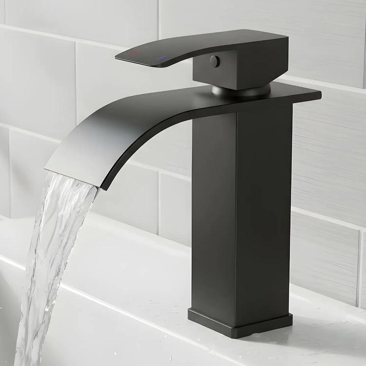 Черен Смесител за Мивка Elindor® Висок, Тип Каскада, Модерен Смесител, Едноръкохватков за Кухня и Баня, Неръждаема Стомана, Монтаж върху Плот, Широка Струя, Вградена, Многофункционална, Елегантен Дизайн за Умивалник или Купа, 14 см