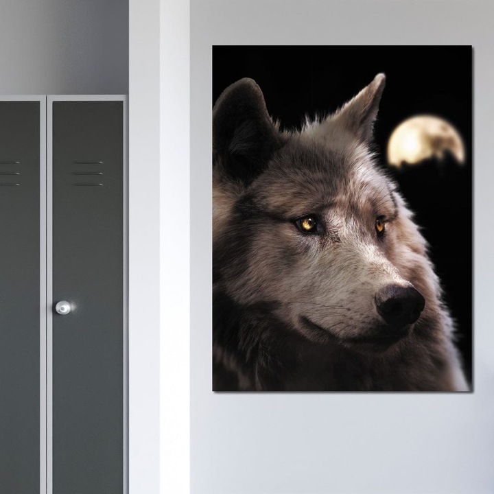 Премиум Канава Картина, LuxCanva® M1467, Под Знака на Луната, 90 X 120 СМ, 100% Памучно Платно 400гр/м2, Дървена Рамка, Вълк, Животно, Диво, Пълнолуние, Поглед, Нощ, Самотен, Мистерия, Призив, Офис, Хол, Детска Стая
