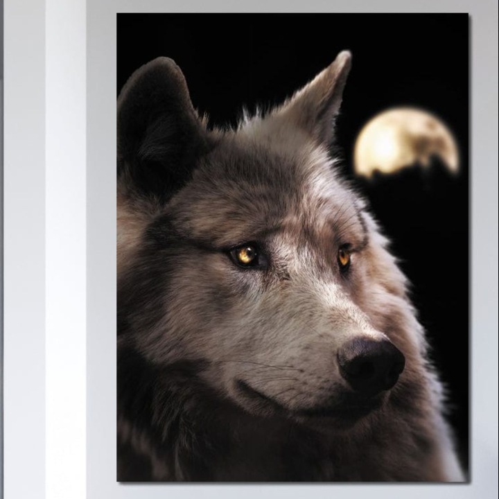 Tablou Canvas Premium, LuxCanva® M1467, Sub Semnul Lunii, 100 X 135 CM, Panza Bumbac 100% 400g/m2, Sasiu Lemn, Lup, Animal, Salbatic, Luna Plina, Privire, Noapte, Singuratic, Mister, Chemare, Birou, Living, Camera Copil