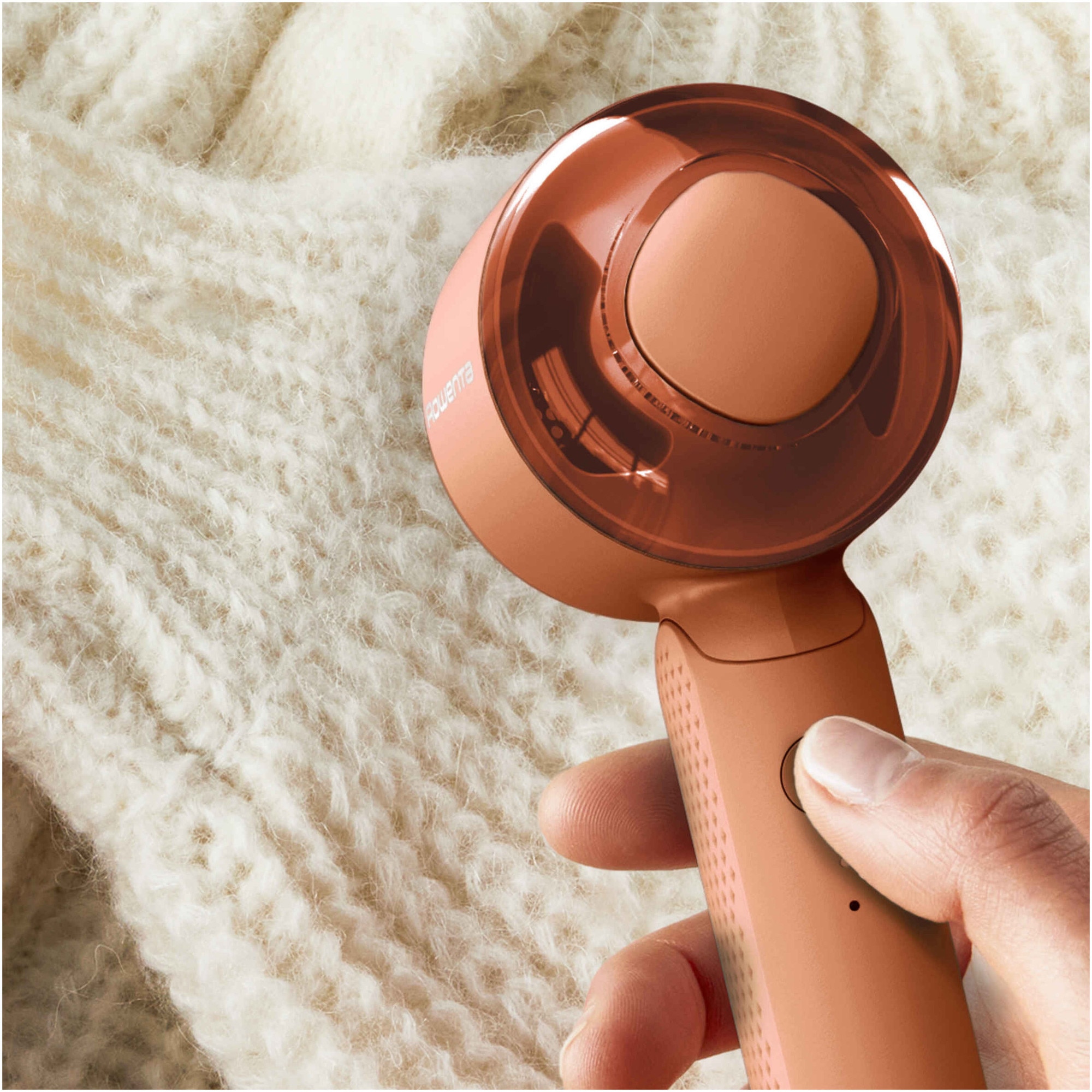 Aparat de curatat scame Rowenta Easy Care JA8001E0, autonomie 60 minute, perie de curatare, cablu incarcare USB-C, maner ergonomic, teracotta