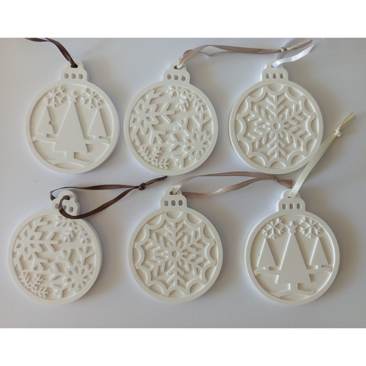 Set 6 decoratiuni brad albe plate