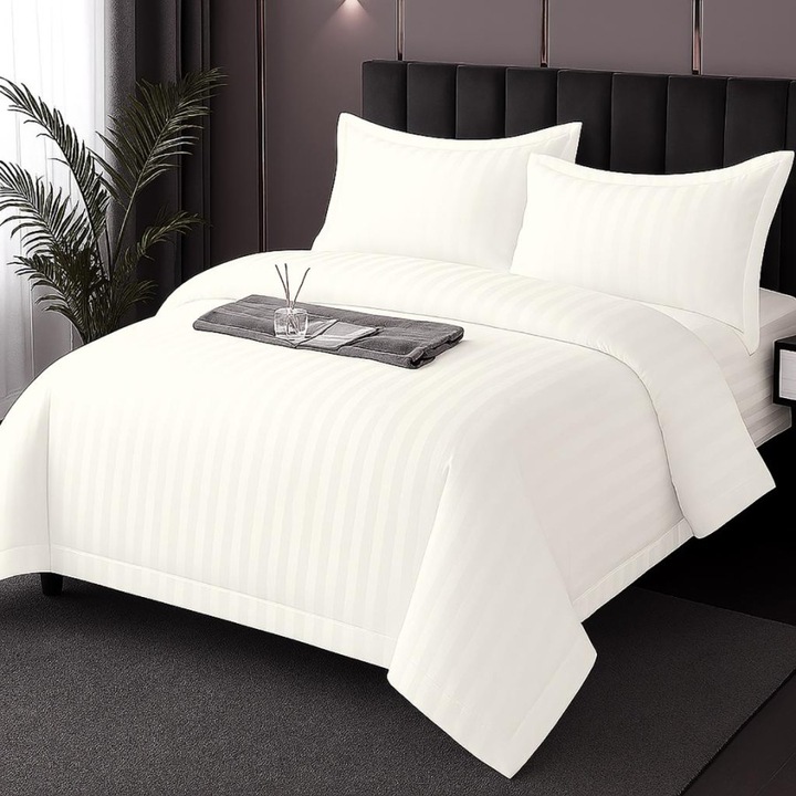 Lenjerie de pat dublu damasc policoton, 4 piese, cearceaf de pat 230x260 cm, Lenjerii Deosebite, Alba