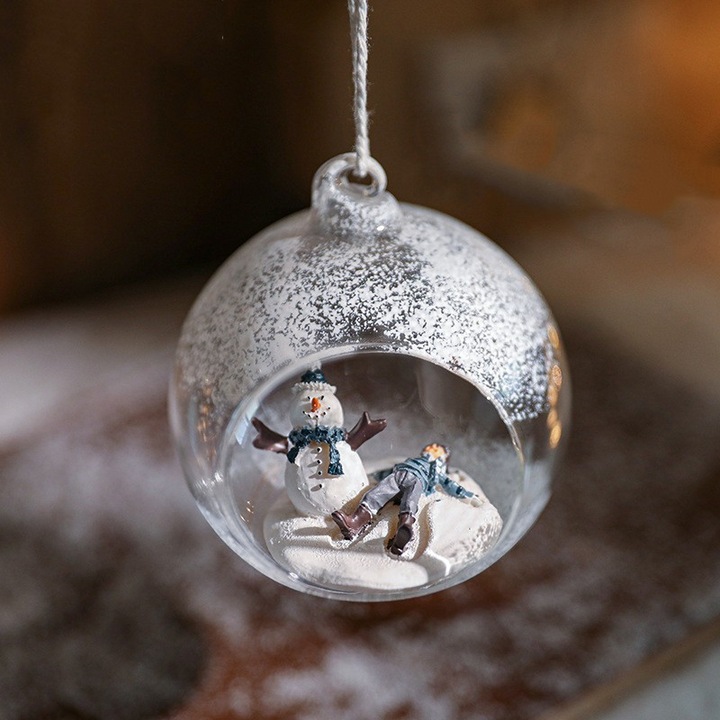 Glob pentru Bradul de Craciun, Leski, Model Om de Zapada si Omulet, Tip Pandativ, Glob Transparent Semi-Deschis, 10.5 x 9 x 9 cm, Transparent