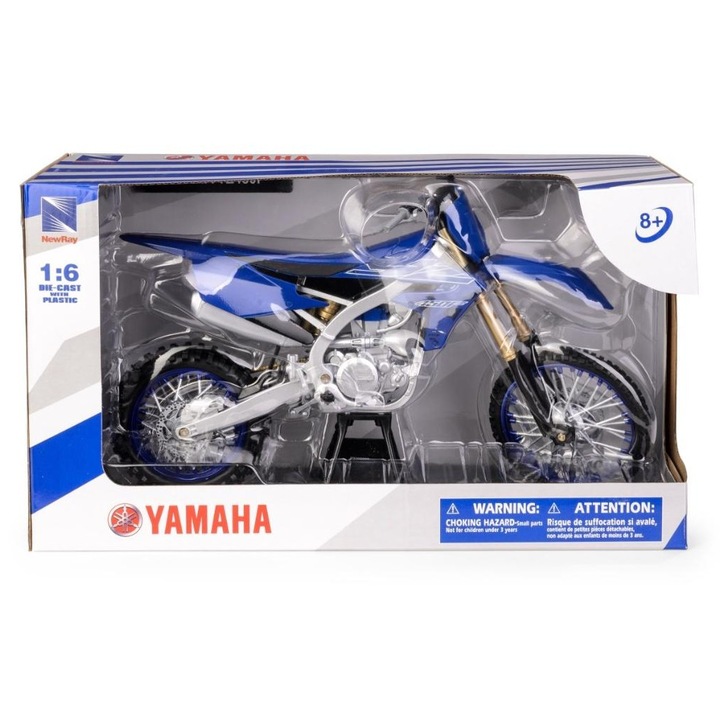 Motorkrossz modell Yamaha YZ450F 2022, 1:6, fém, 36x14x22,5cm, szett