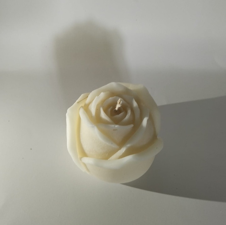 Lumanare din ceara de albine, parfum floral, 89 g