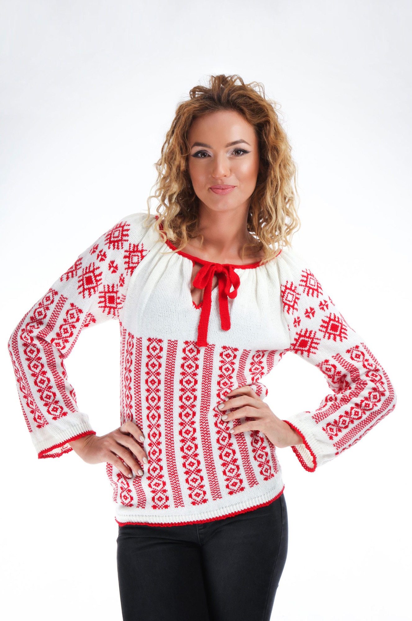 Ie tricotata Onibon, cu model rosu