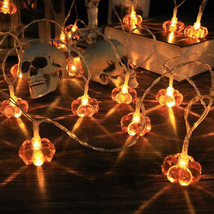 Halloween dekoratív füzér, 3 méter, 20 LED lámpa, tökök