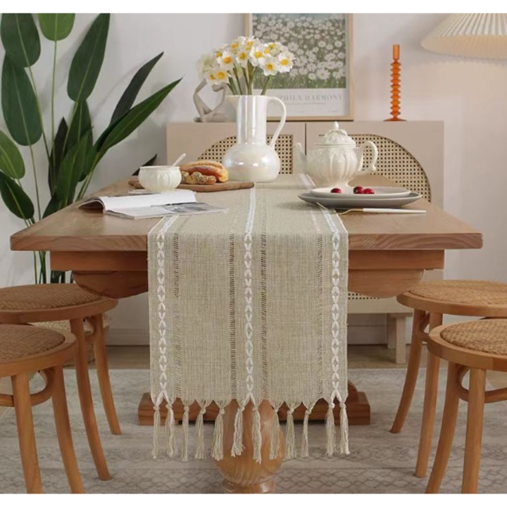 Fata de masa din bumbac si in, 140x33cm, galben migdal, design cu ciucuri, stil american rustic