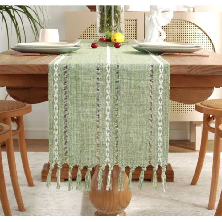 Fata de masa din bumbac si in, 220x33cm, design cu ciucuri, stil american rustic, verde iarba