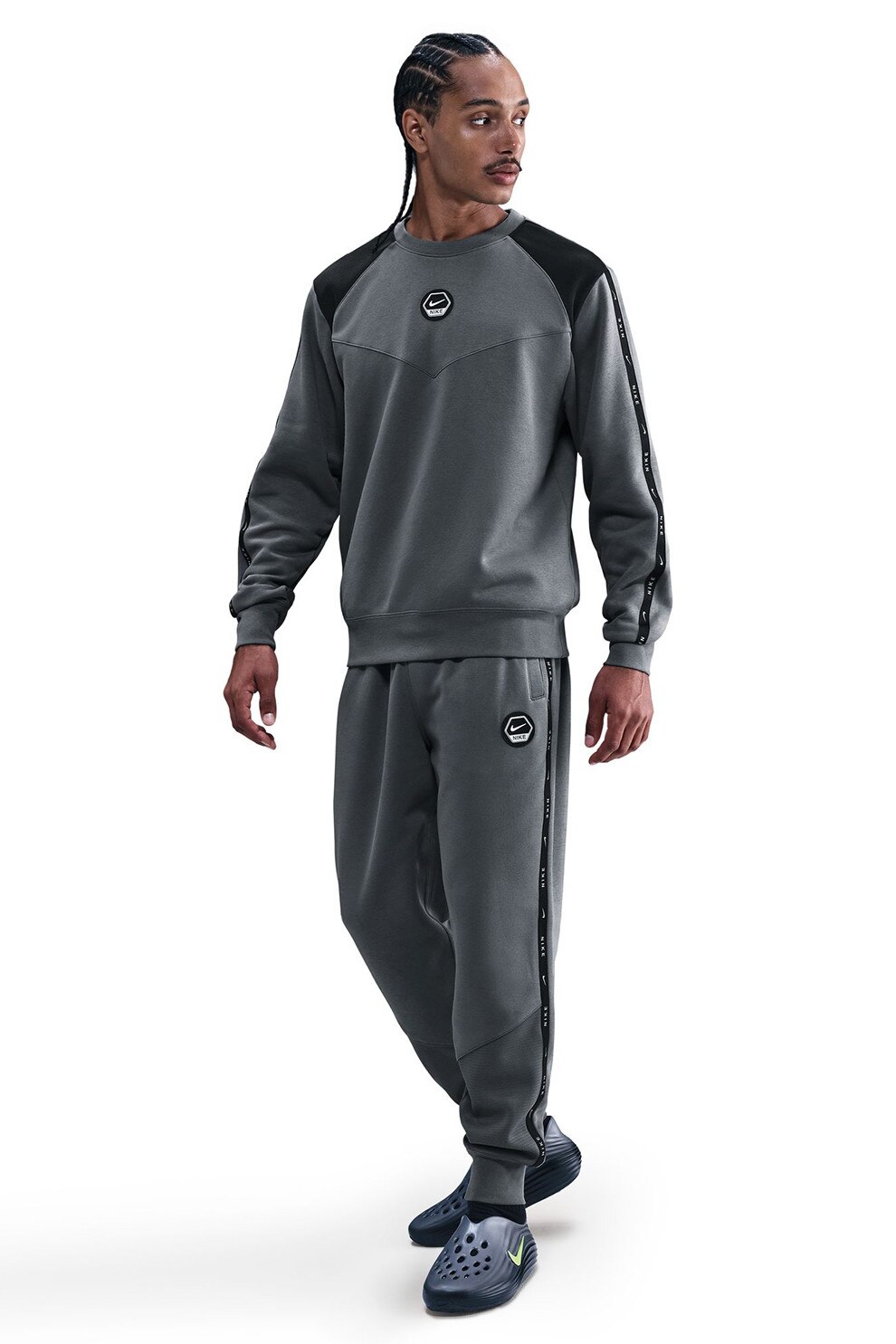 Nike, Pantaloni de trening conici cu talie medie, Negru, Gri inchis, 2XL