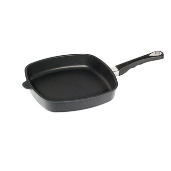 Tigaie AMT, 28X28 cm, 5 cm, Aluminiu, Negru Tigaie AMT, 28X28 cm, 5 cm, Aluminiu, Negru