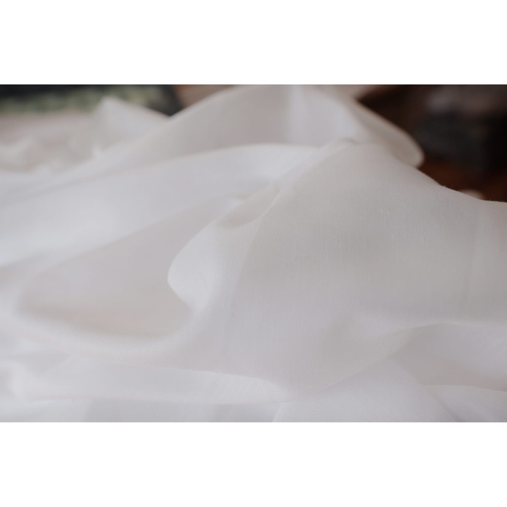 Tesatura pentru perdele, batist, alb, mat, inaltime 330 cm, la metru - perdea pentru living, dormitor