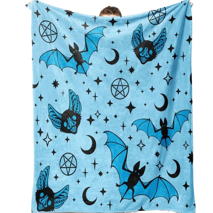 Patura Halloween, 127x152cm, design cu fantome si dovleci, multicolor, pentru interior si exterior