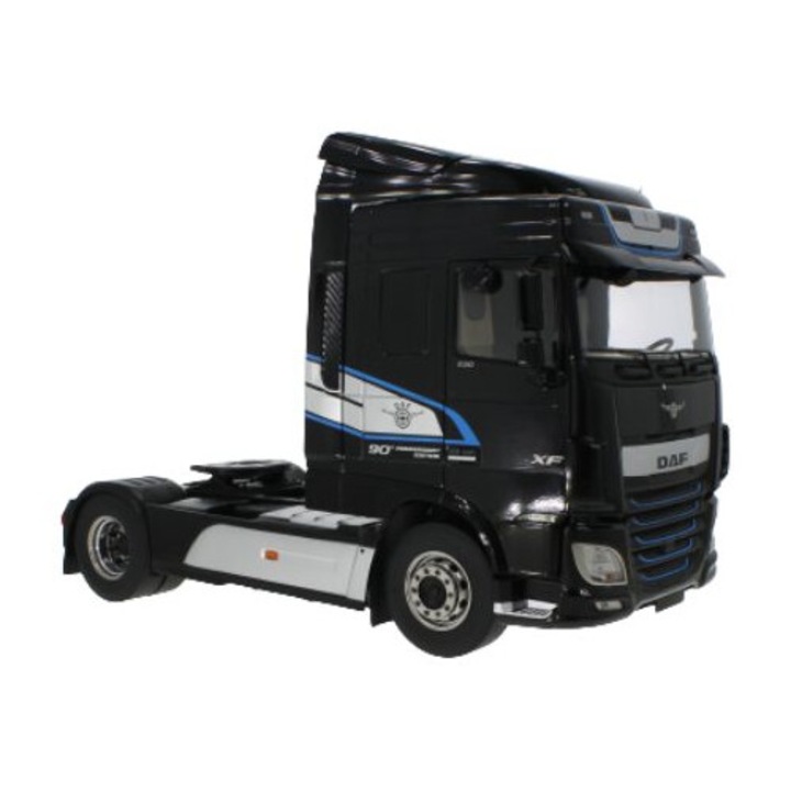 Makett Kamion DAF XF Space Cab Fekete 1:18 Premium ClassiXXs