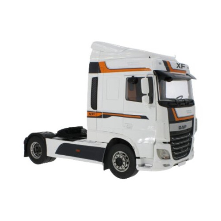Makett Teherautó DAF XF Space Cab Fehér 1:18 Premium ClassiXXs