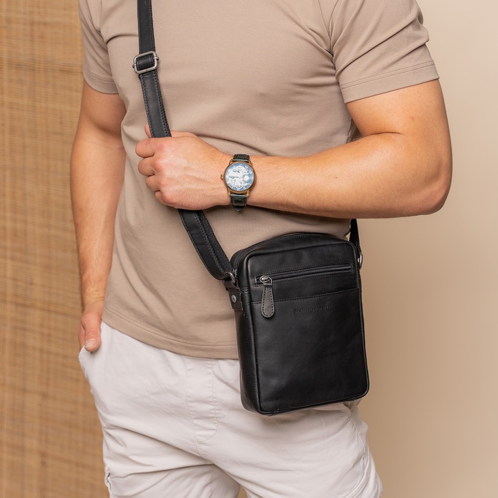 Férfi táska, The Chesterfield Brand, természetes bőr, Laveno, Fekete