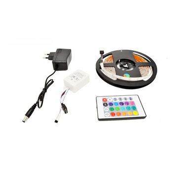 Banda LED multicolora RGB 5 metri cu telecomanda si transformator Banda LED multicolora RGB 5 metri cu telecomanda si transformator