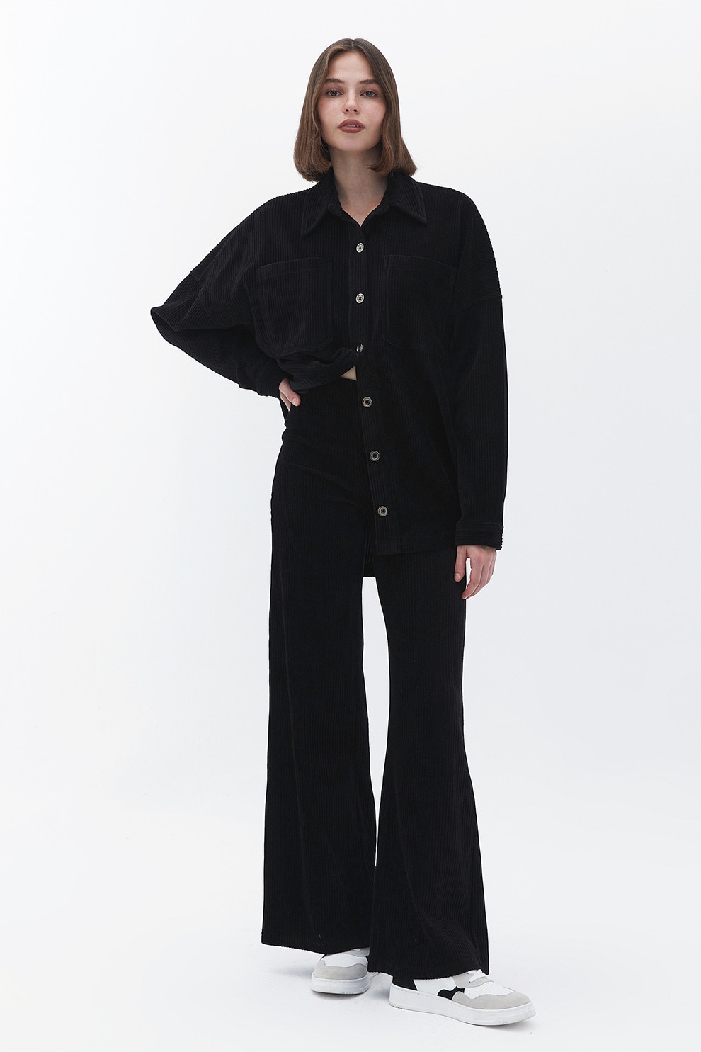 OXXO, Pantaloni reiati evazati, Negru, M