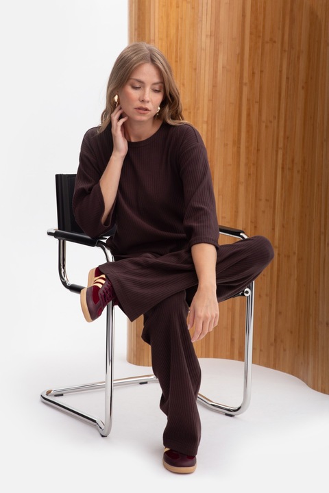 Pantaloni casual, B300 Ciocolata Lungi, Tricot cu dungi, Talie elastica, Fara buzunare, Croiala lejera, Perfect zilnica