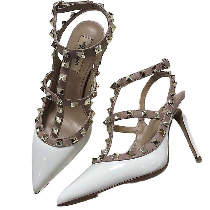 Pantofi de vara, toc inalt, varf ascutit, doua barete, piele lacuita alba, 39 EU