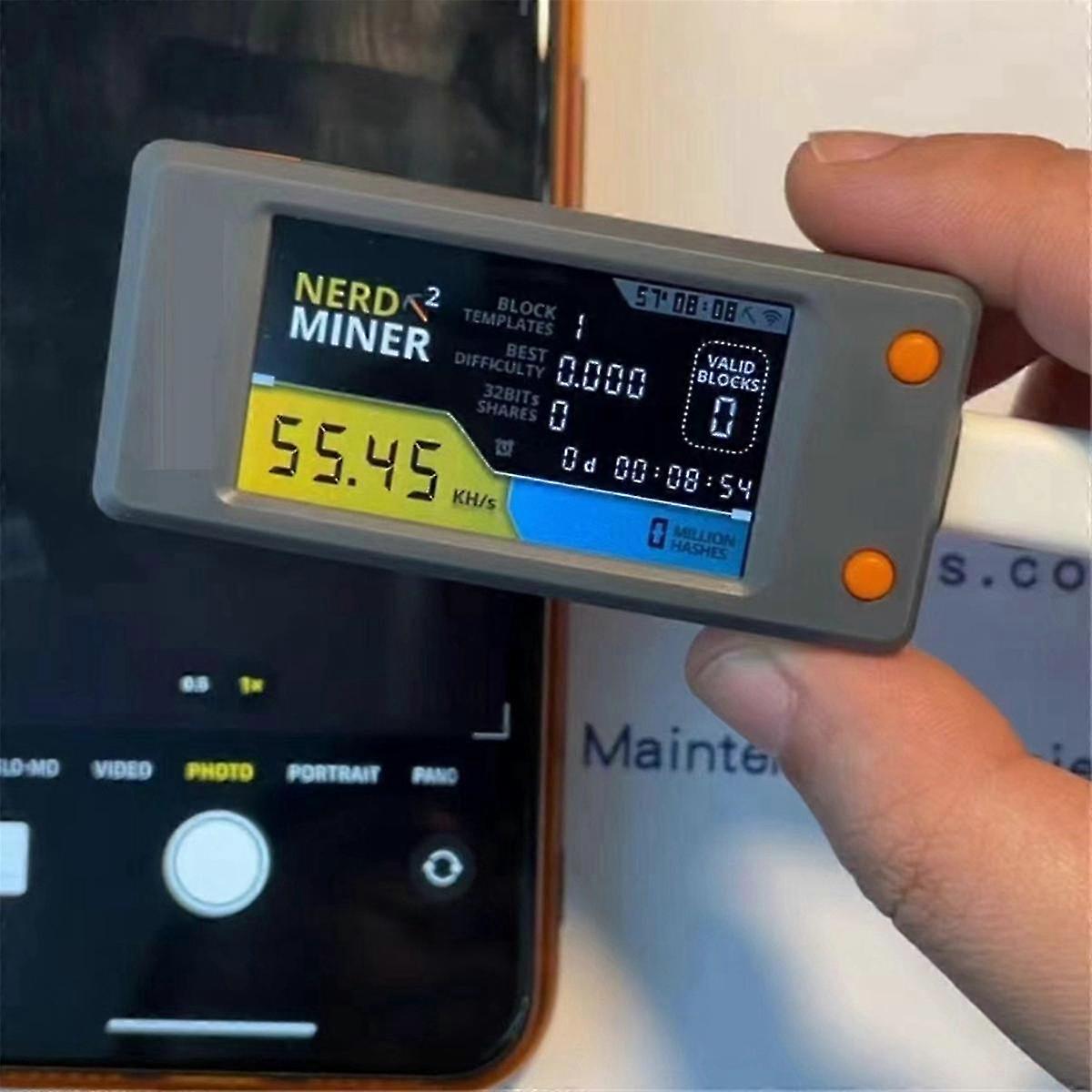 Bitcoin Solo bányász, BitMaker, 78KH/s, véletlenszerű szín, műanyag -  eMAG.hu